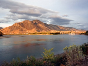 ruige bergen langs de Thompson River | Kamloops